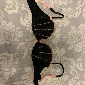 Victoria secret lingerie bra